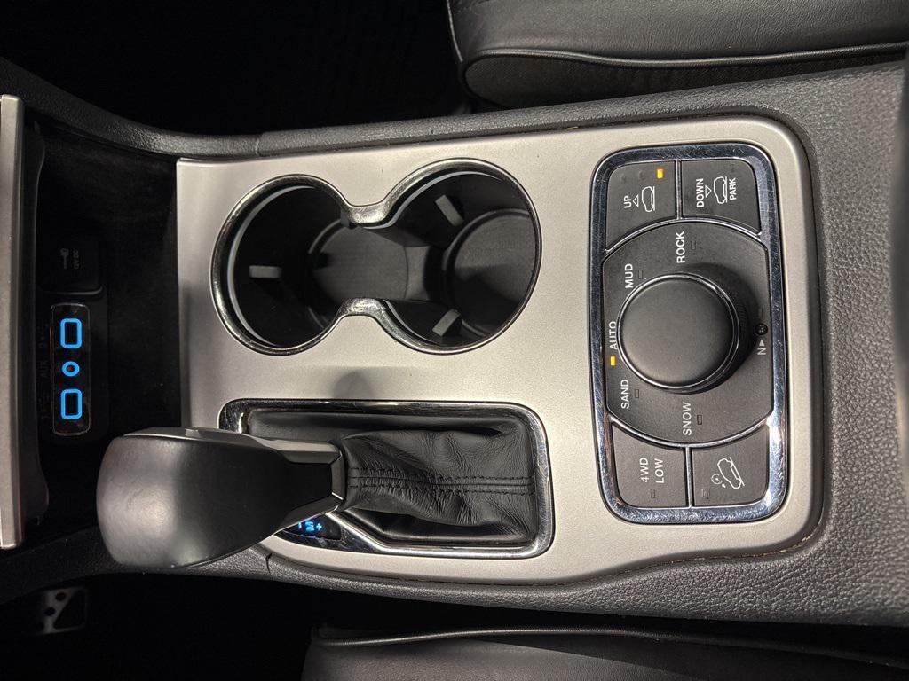 used 2019 Jeep Grand Cherokee car, priced at $21,900