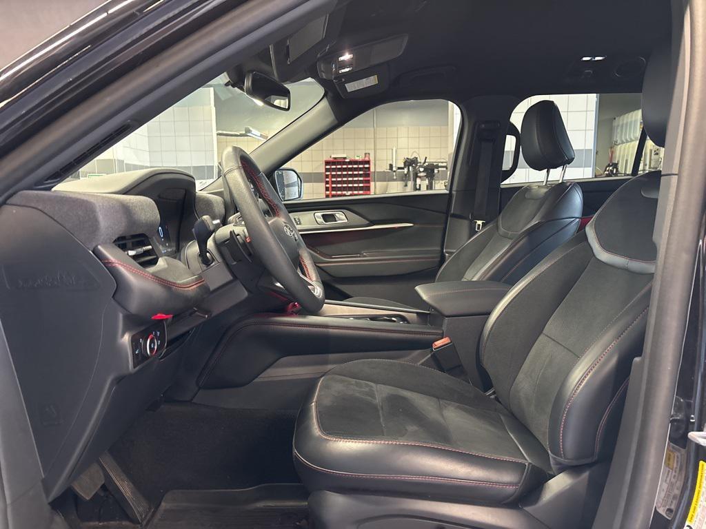 used 2025 Ford Explorer car, priced at $51,900