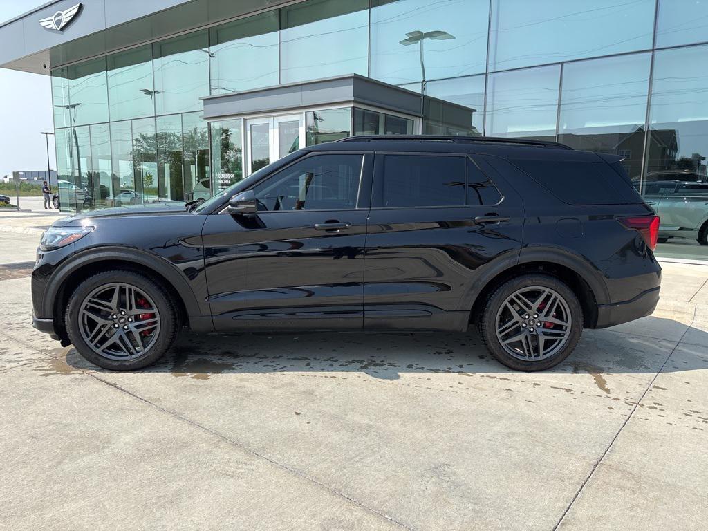 used 2025 Ford Explorer car, priced at $51,900