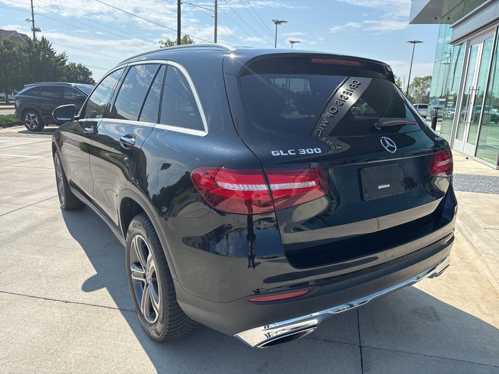 used 2019 Mercedes-Benz GLC 300 car, priced at $18,900