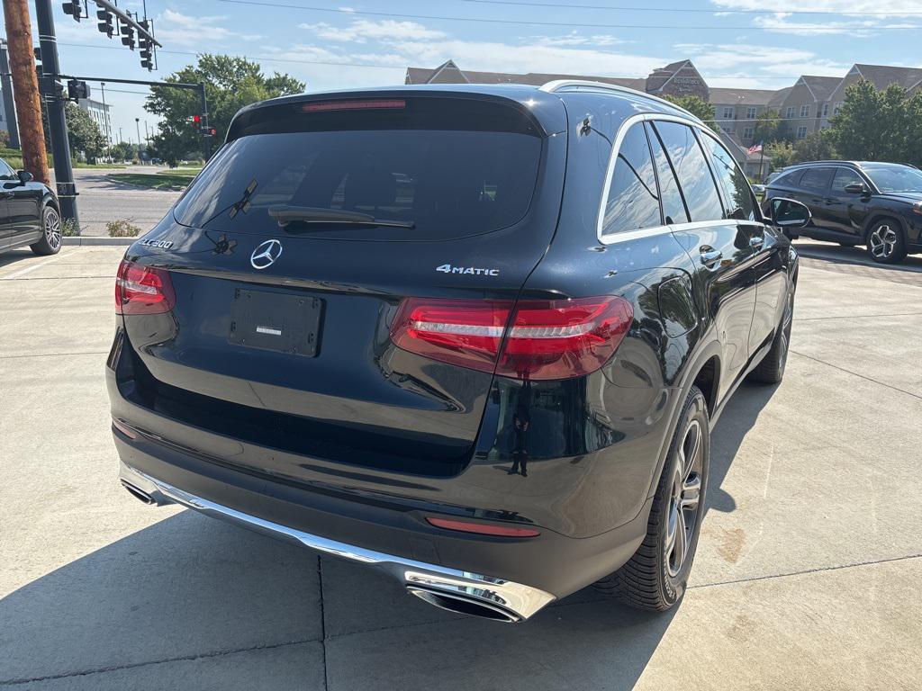 used 2019 Mercedes-Benz GLC 300 car, priced at $18,900