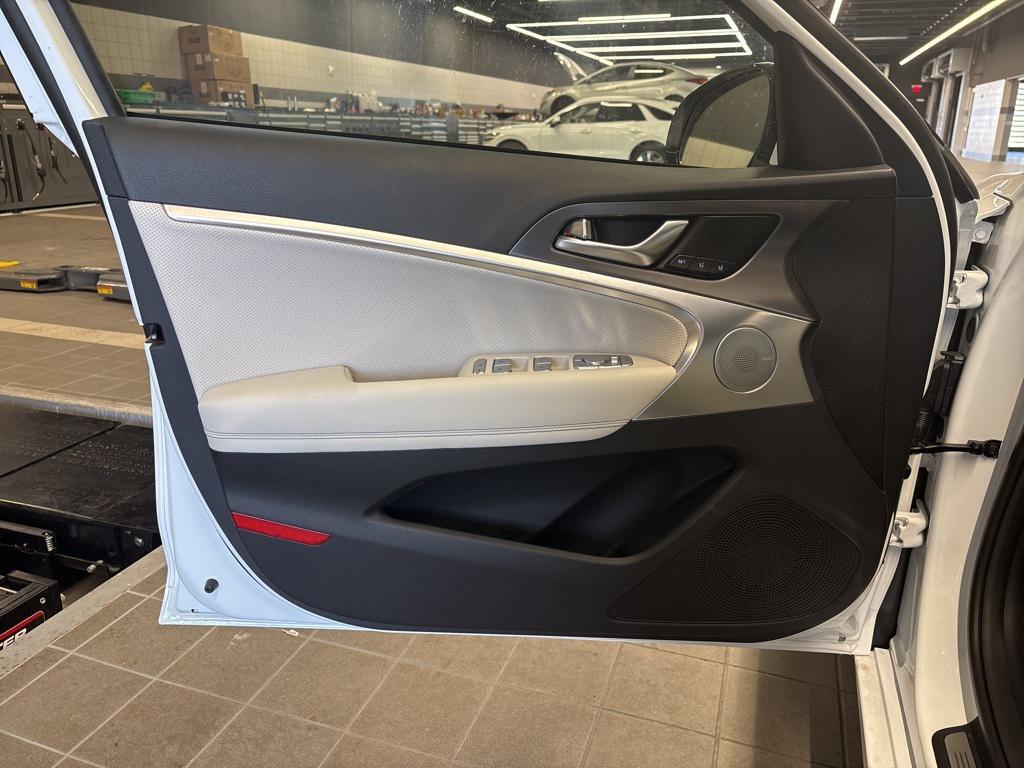 new 2026 Genesis G70 car