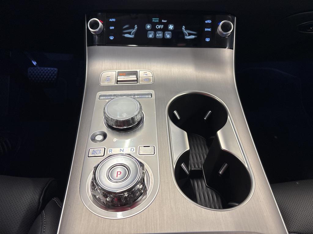 new 2026 Genesis GV70 car