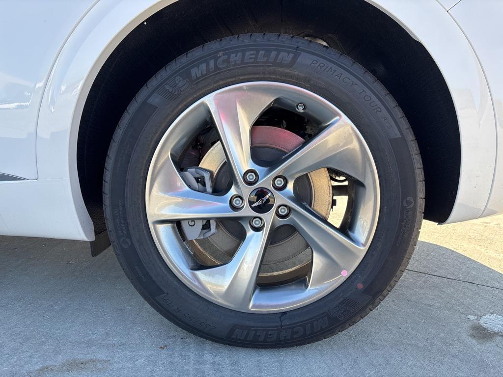 new 2026 Genesis GV70 car