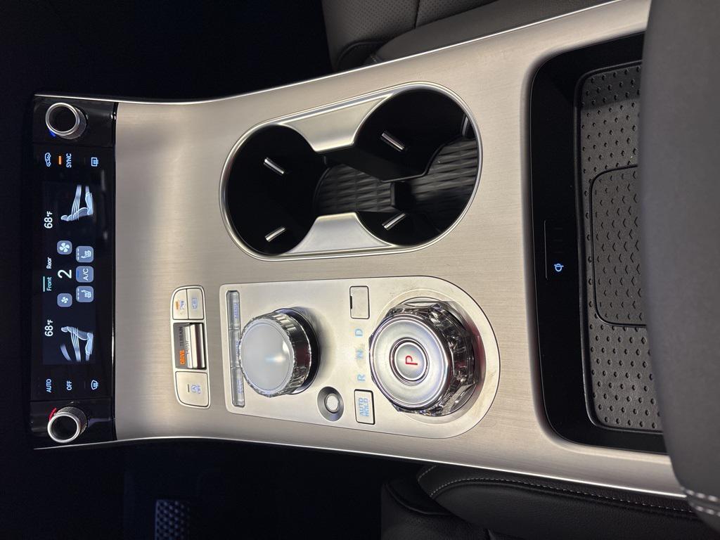 new 2026 Genesis GV70 car