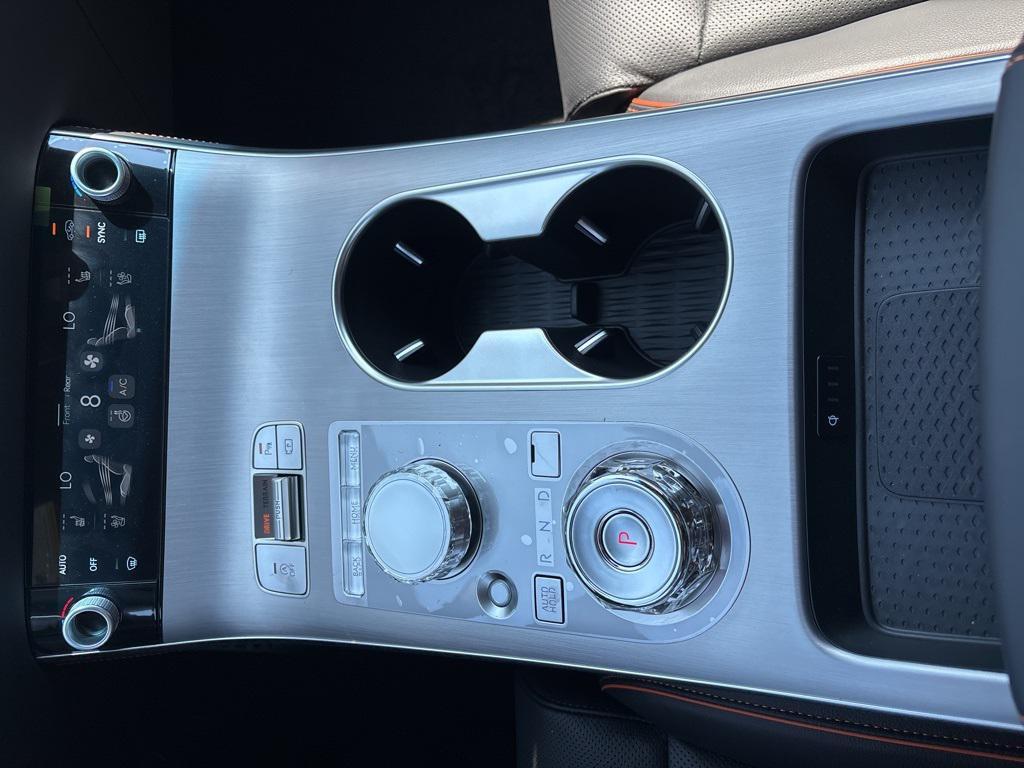 new 2026 Genesis GV70 car