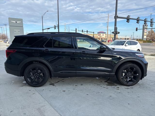 used 2024 Ford Explorer car, priced at $44,900