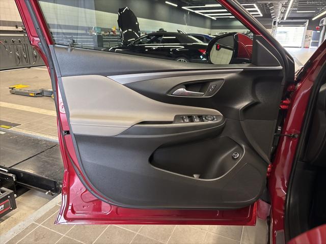 used 2025 Buick Envista car, priced at $28,750