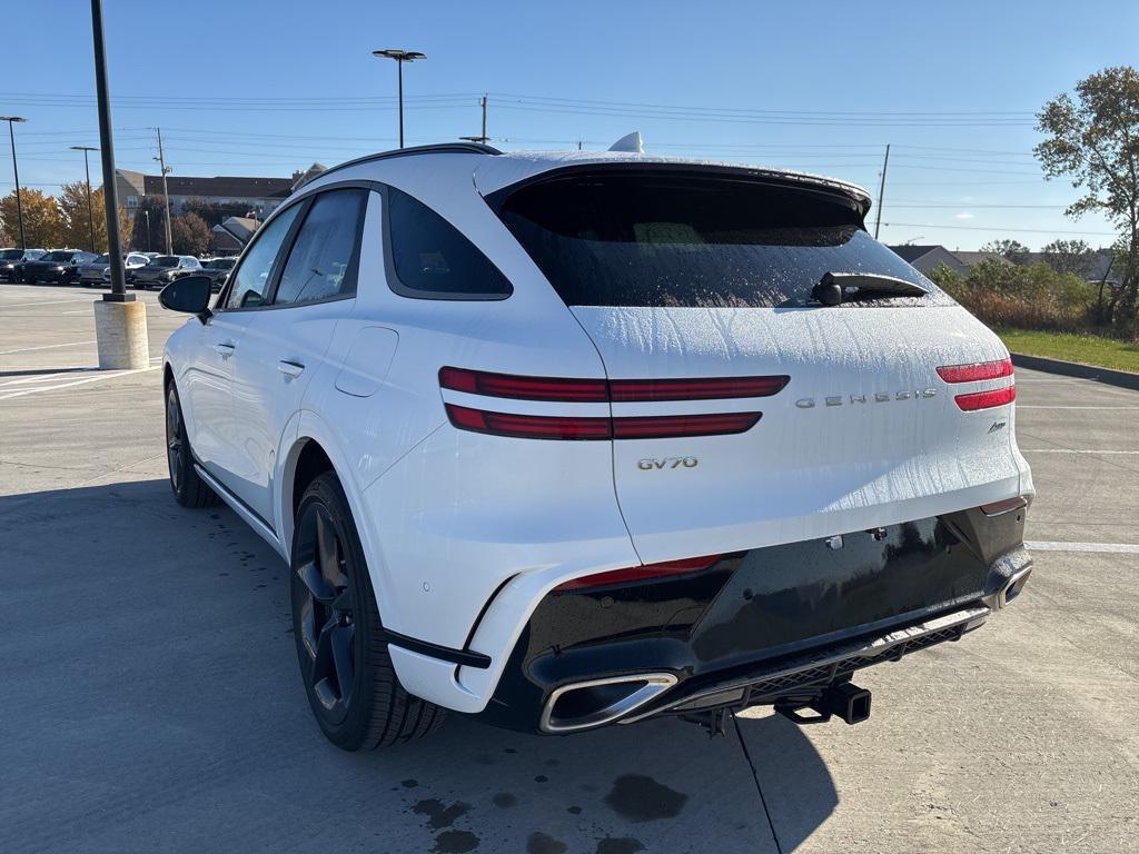 new 2026 Genesis GV70 car