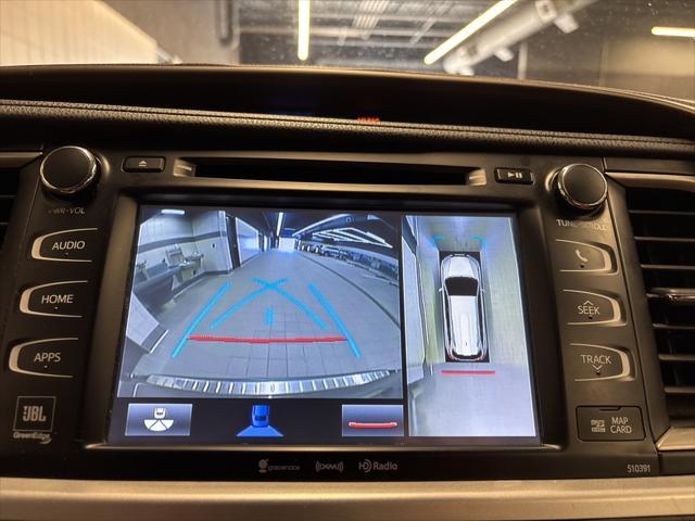 used 2019 Toyota Highlander car, priced at $30,950
