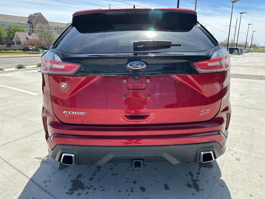 used 2019 Ford Edge car, priced at $27,900