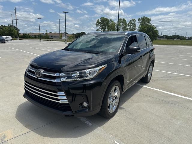 used 2018 Toyota Highlander car, priced at $25,900