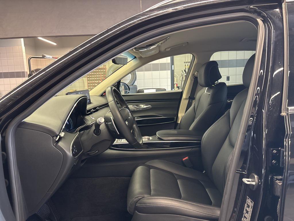 used 2025 Genesis GV70 car, priced at $40,900