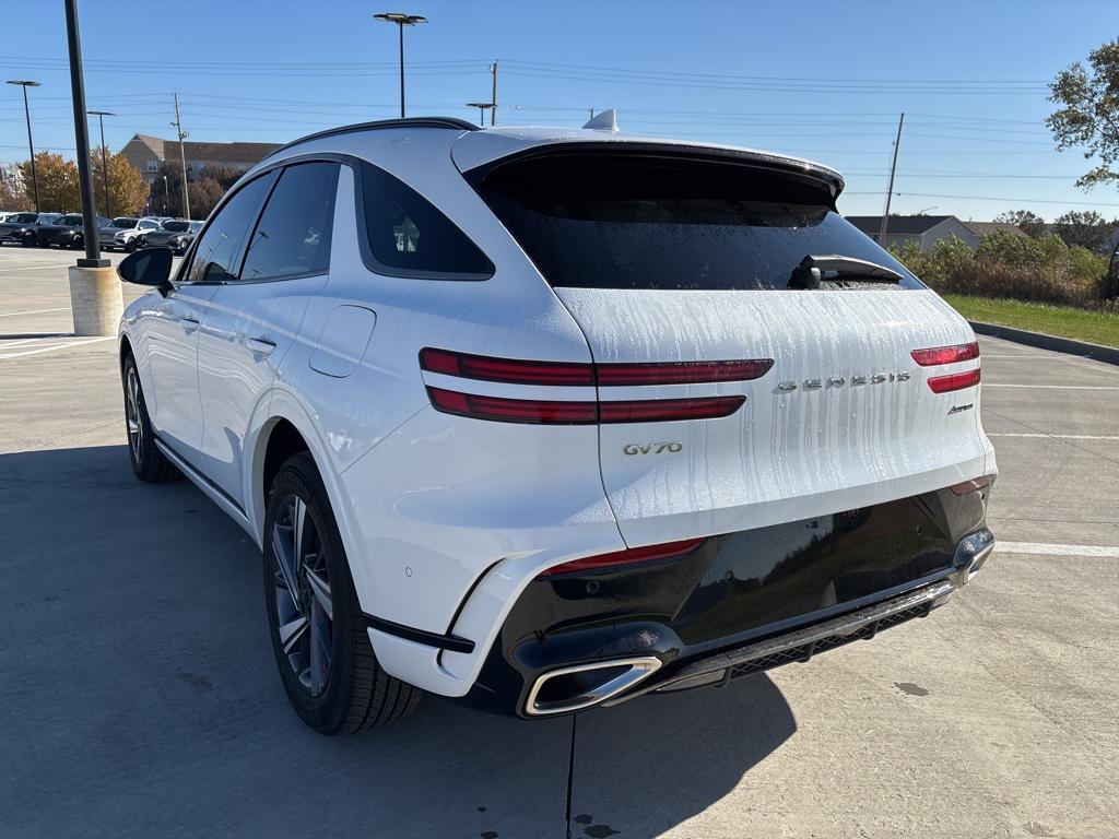 new 2026 Genesis GV70 car