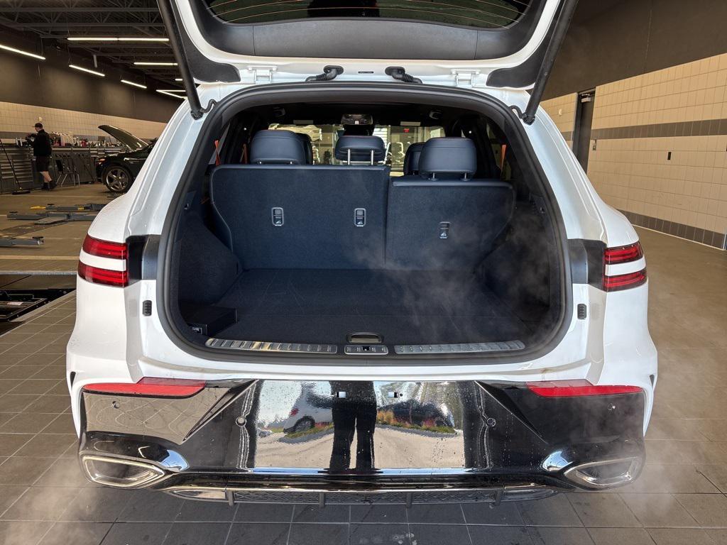 new 2026 Genesis GV70 car