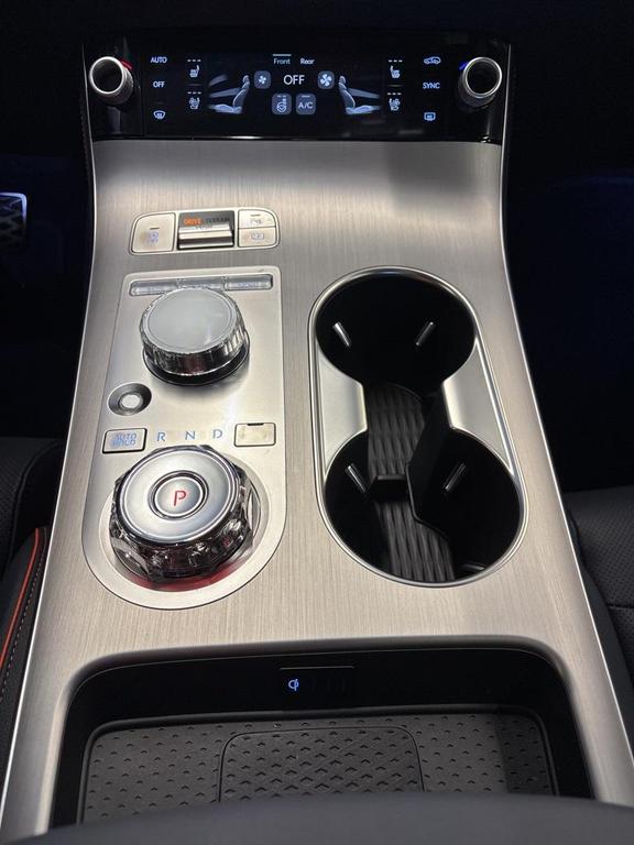 new 2026 Genesis GV70 car