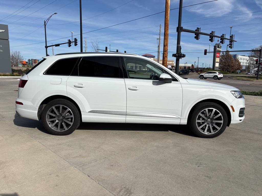 used 2017 Audi Q7 car, priced at $17,400