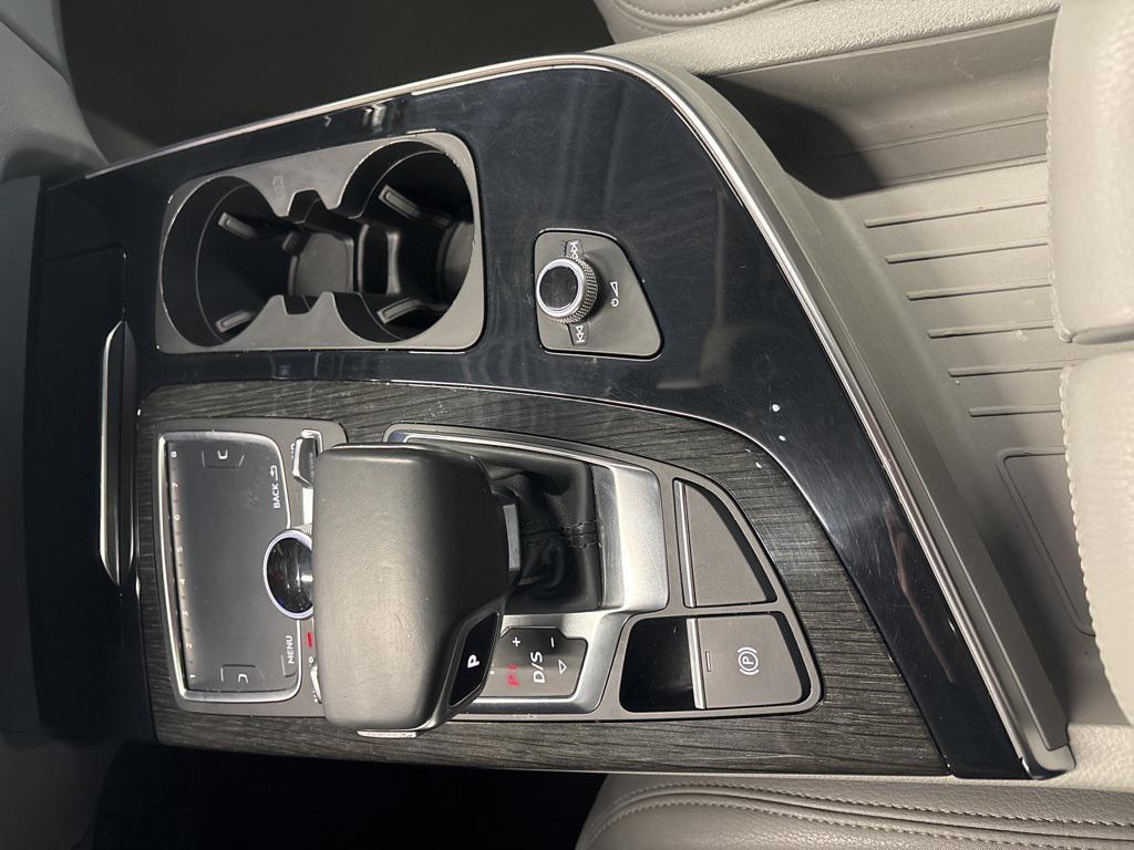used 2017 Audi Q7 car, priced at $17,400