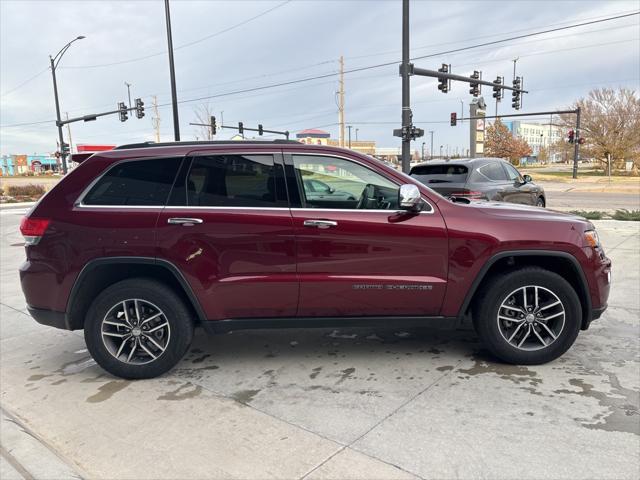 used 2017 Jeep Grand Cherokee car, priced at $17,875