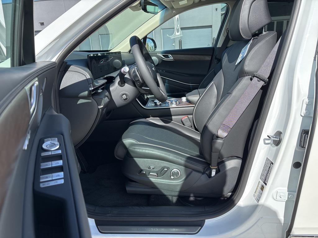 new 2026 Genesis GV80 car