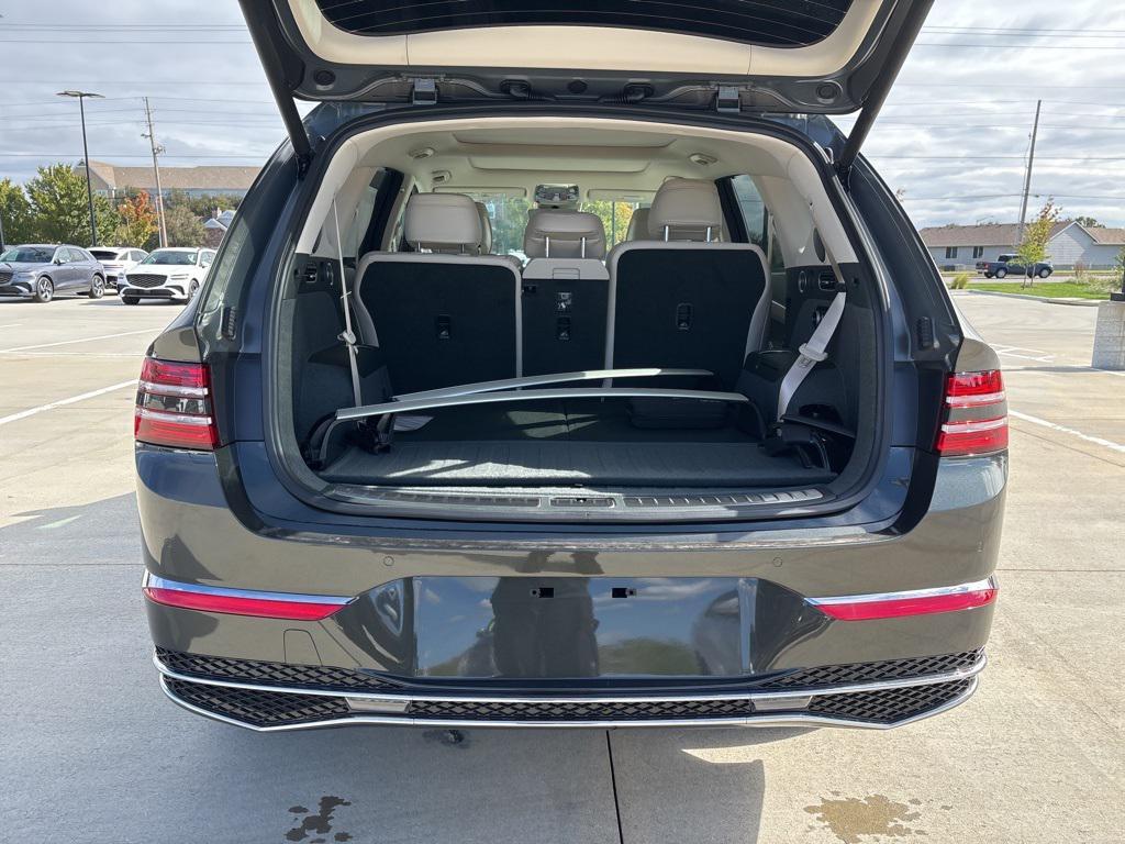 new 2026 Genesis GV80 car