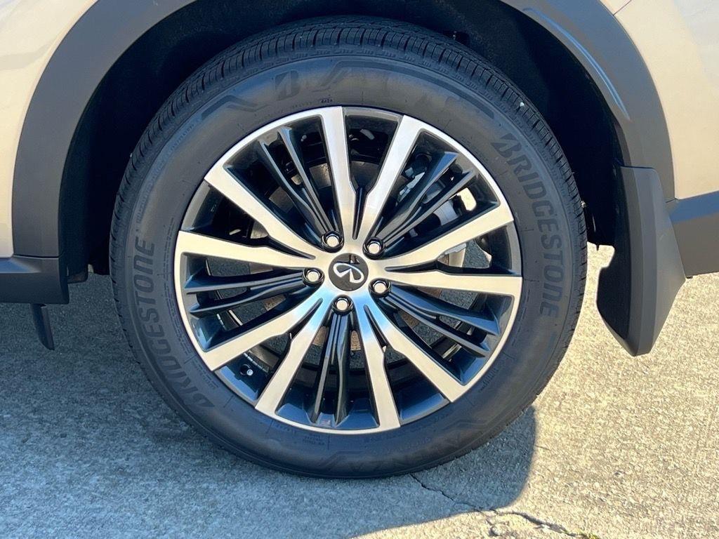 new 2025 INFINITI QX60 car, priced at $68,159