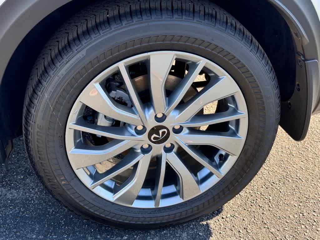new 2025 INFINITI QX50 car, priced at $44,139