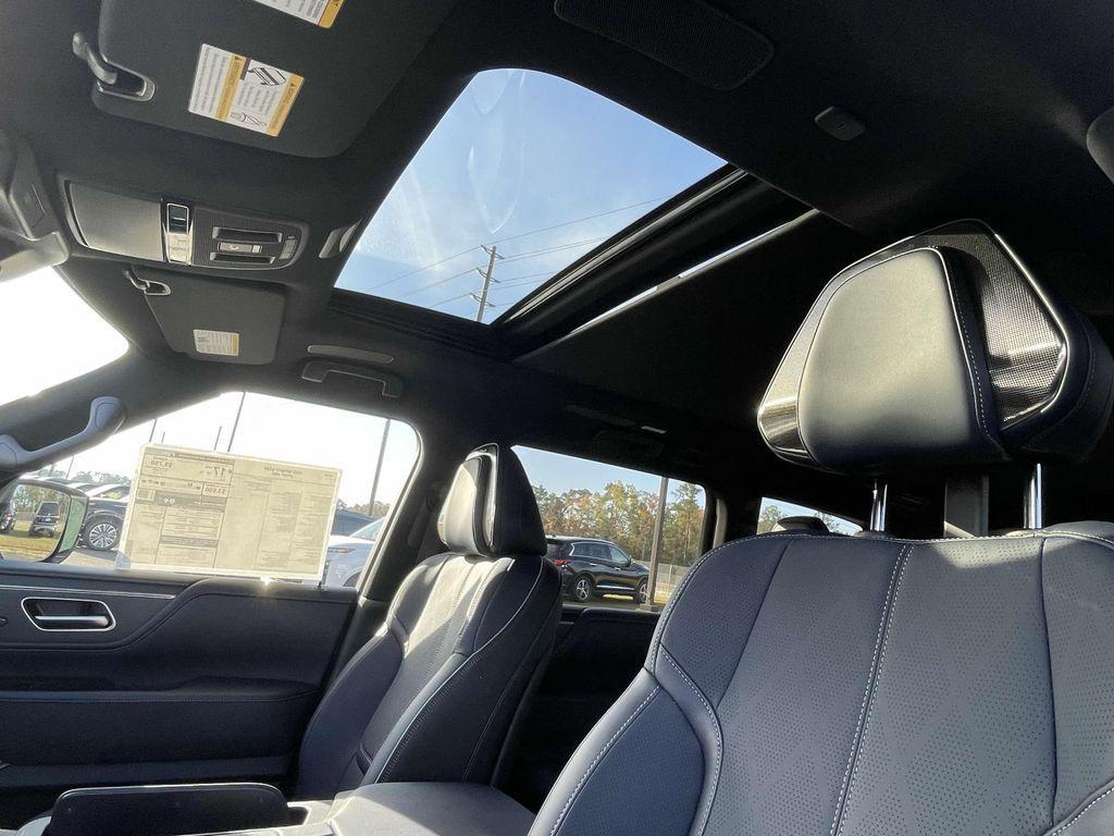 new 2026 INFINITI QX80 car, priced at $107,525