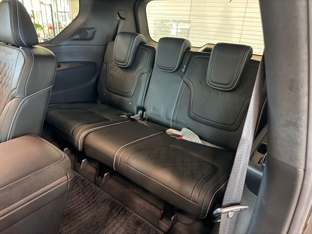 new 2025 INFINITI QX80 car, priced at $109,309