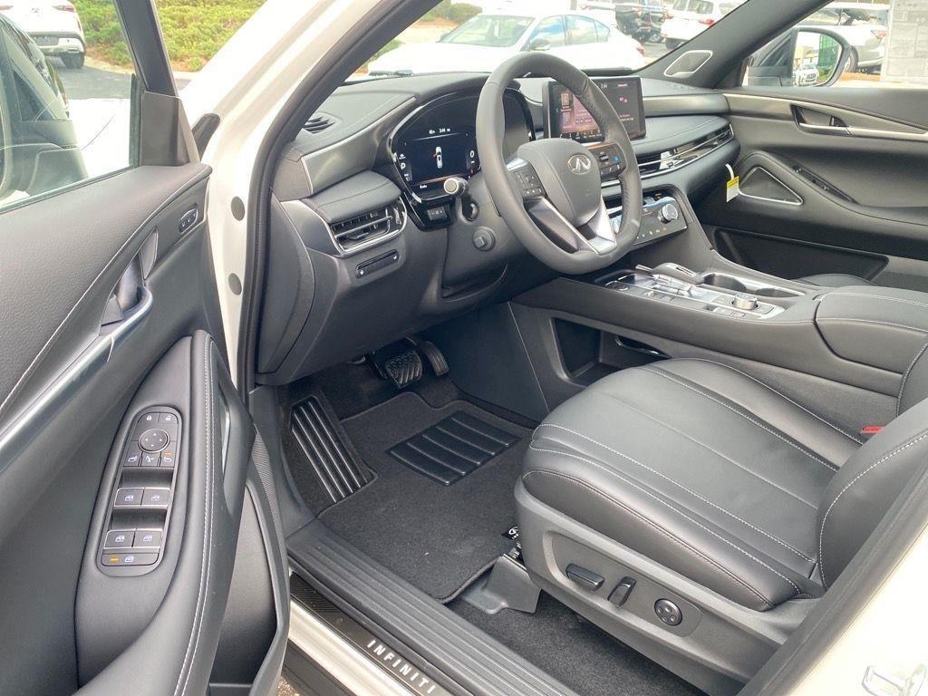 new 2025 INFINITI QX60 car, priced at $59,343