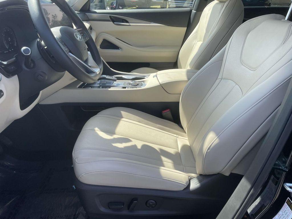 used 2025 INFINITI QX60 car, priced at $46,392
