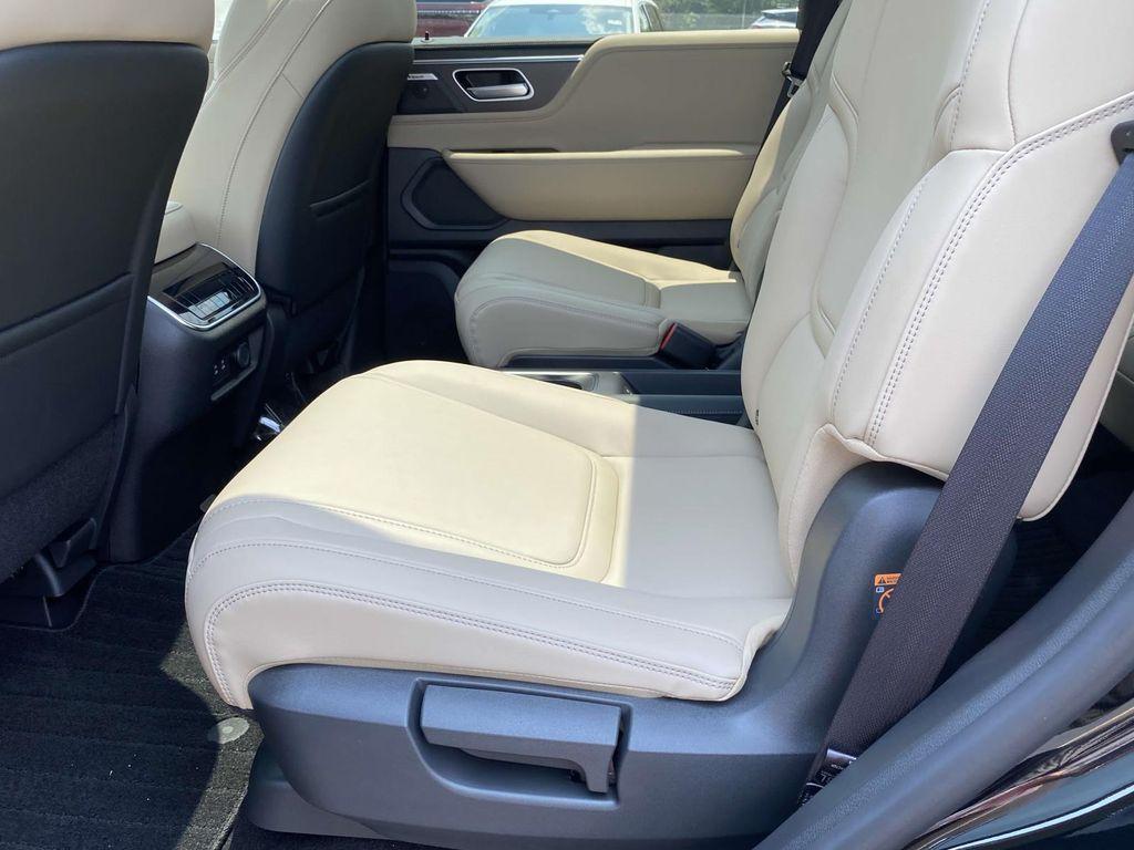 new 2025 INFINITI QX80 car, priced at $87,955