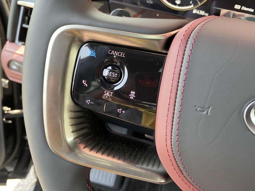 new 2025 INFINITI QX80 car, priced at $112,590