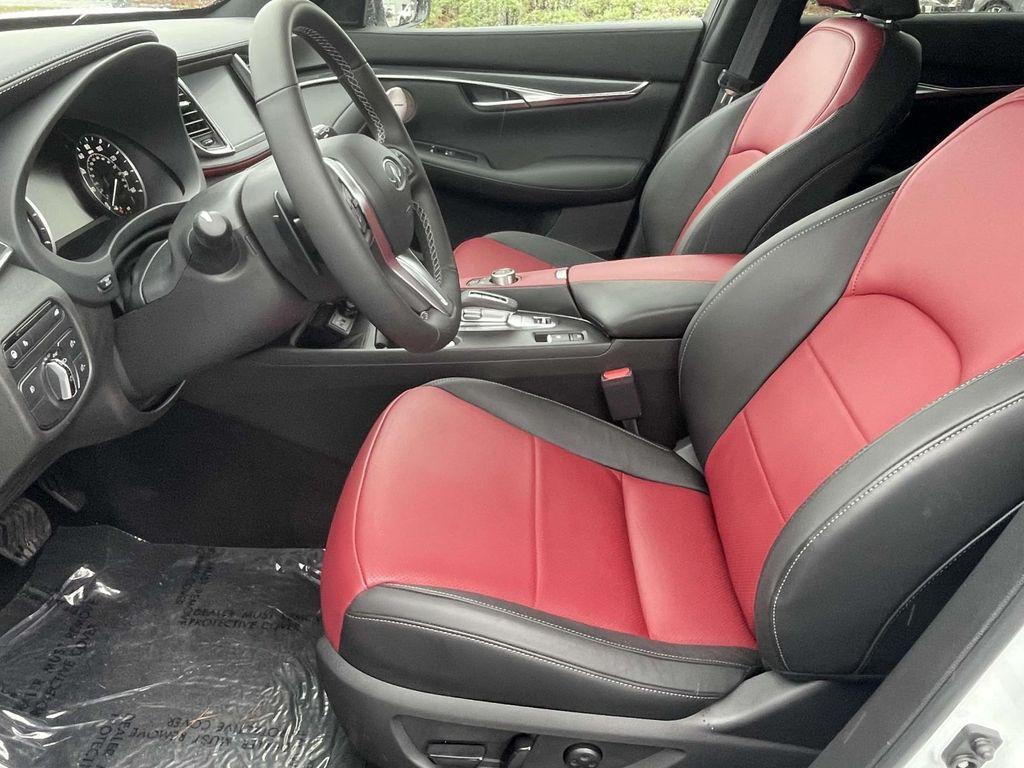 new 2025 INFINITI QX50 car, priced at $54,170
