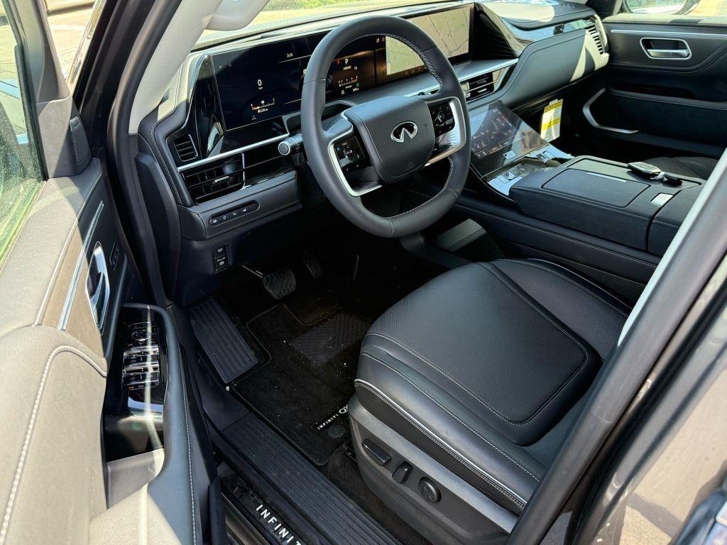 new 2025 INFINITI QX80 car, priced at $90,801