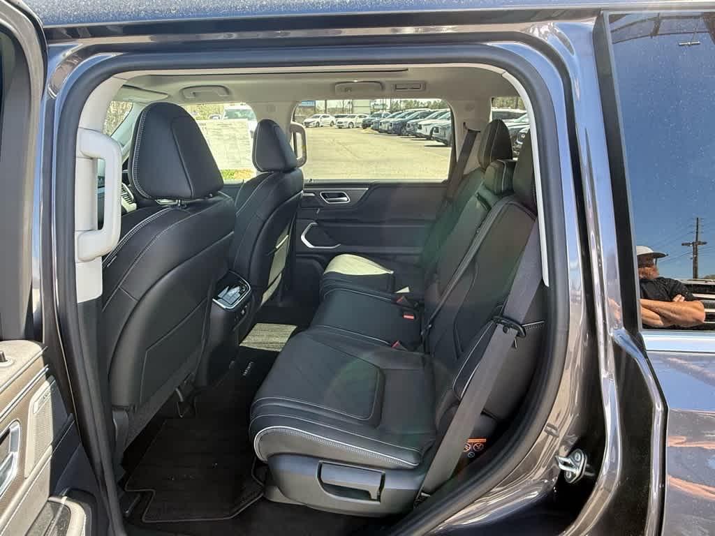 new 2025 INFINITI QX80 car, priced at $90,801