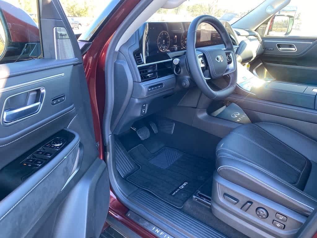new 2025 INFINITI QX80 car, priced at $97,664