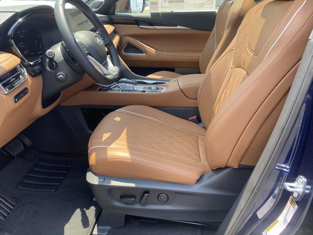new 2025 INFINITI QX60 car, priced at $69,550