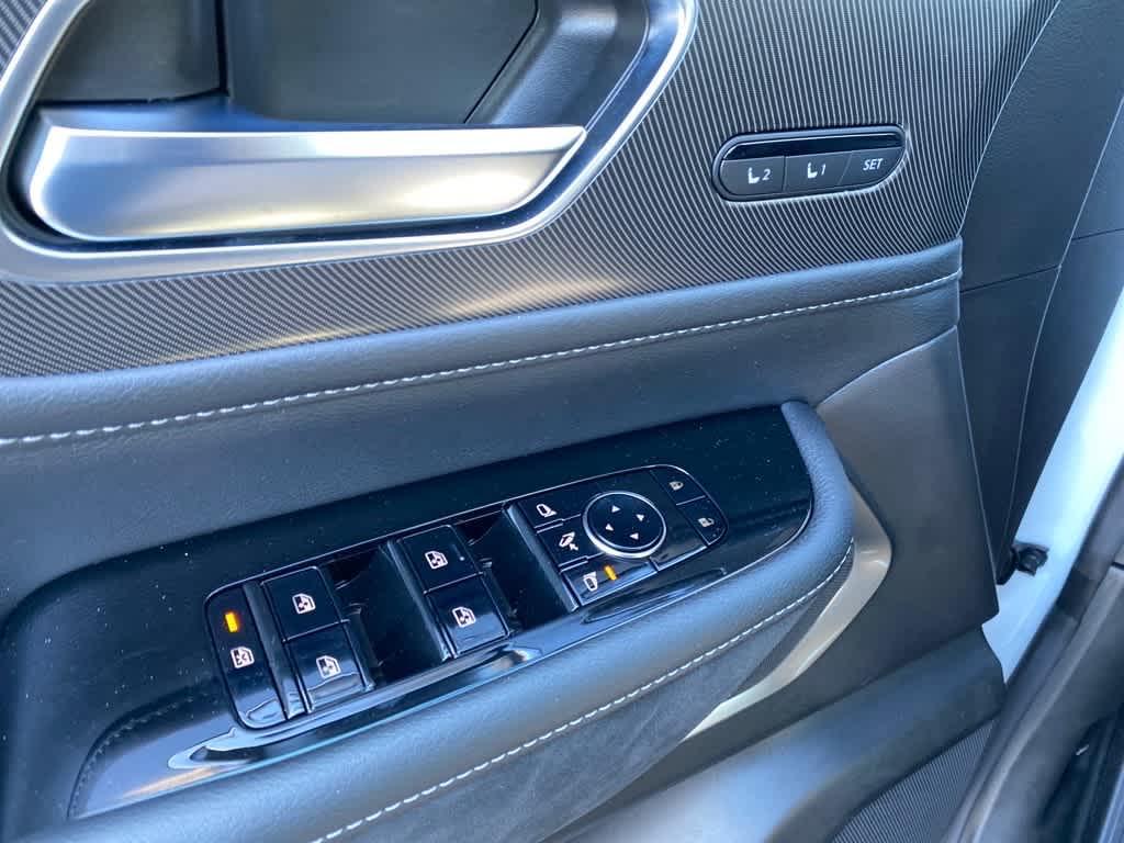 new 2025 INFINITI QX80 car, priced at $91,140