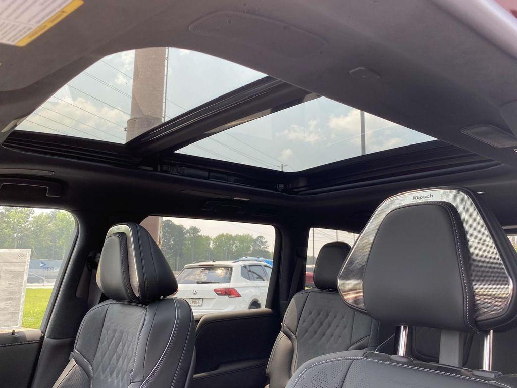 new 2025 INFINITI QX80 car, priced at $113,000
