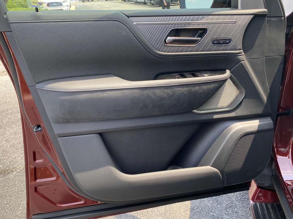 new 2025 INFINITI QX80 car, priced at $113,000