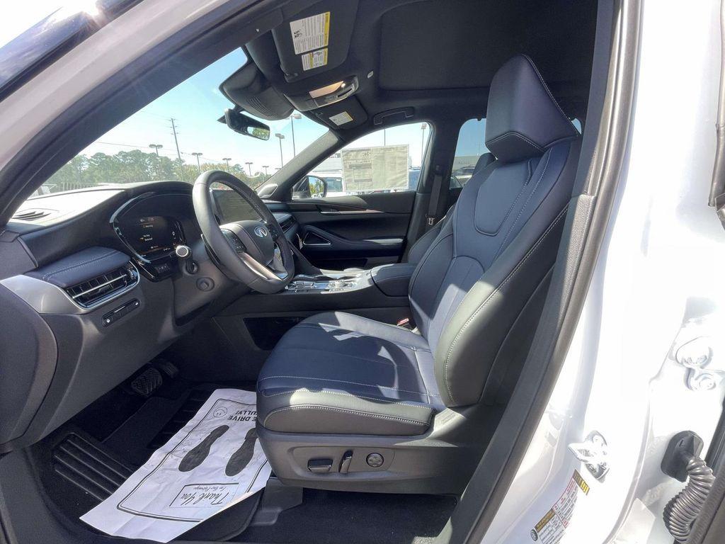 new 2026 INFINITI QX60 car, priced at $66,290
