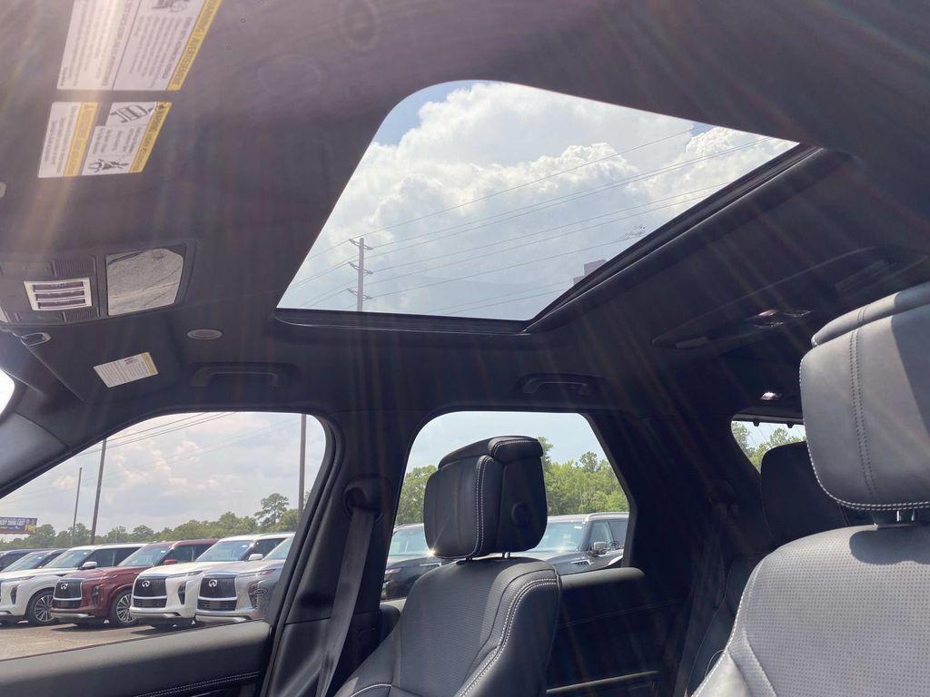 used 2023 Land Rover Discovery car, priced at $41,583