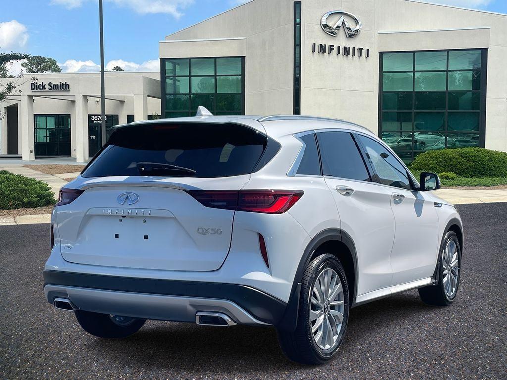 new 2025 INFINITI QX50 car, priced at $50,170