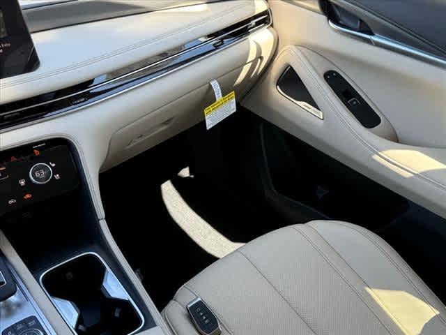 new 2025 INFINITI QX60 car, priced at $59,670