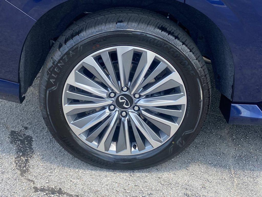 new 2025 INFINITI QX80 car, priced at $92,795