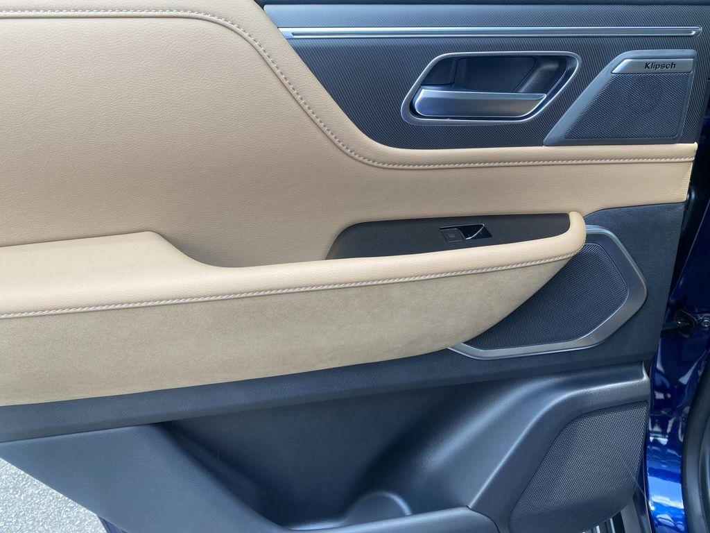new 2025 INFINITI QX80 car, priced at $92,795