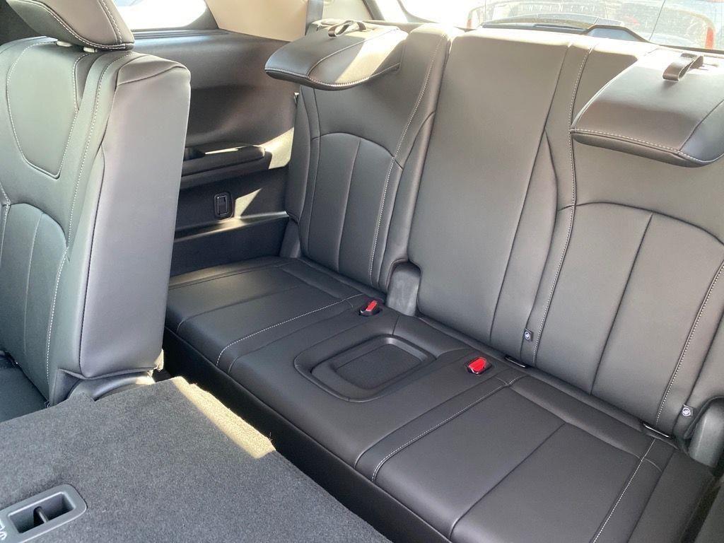 new 2025 INFINITI QX60 car, priced at $51,955