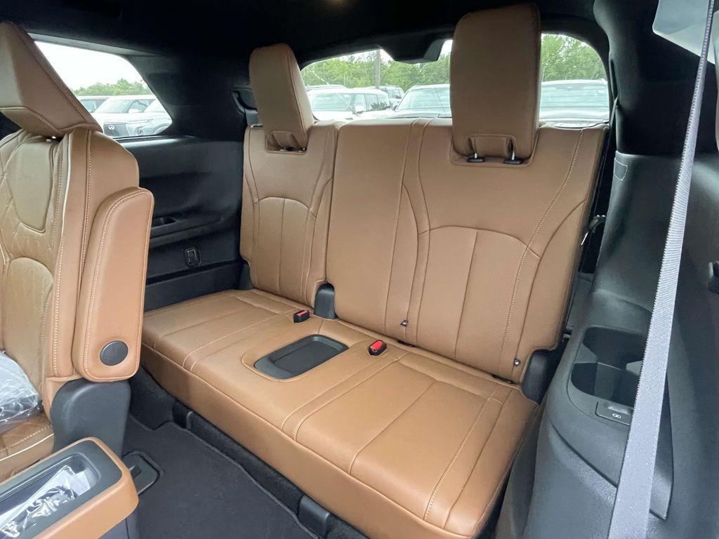 new 2025 INFINITI QX60 car, priced at $69,550