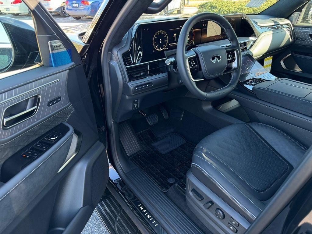 new 2025 INFINITI QX80 car, priced at $107,201